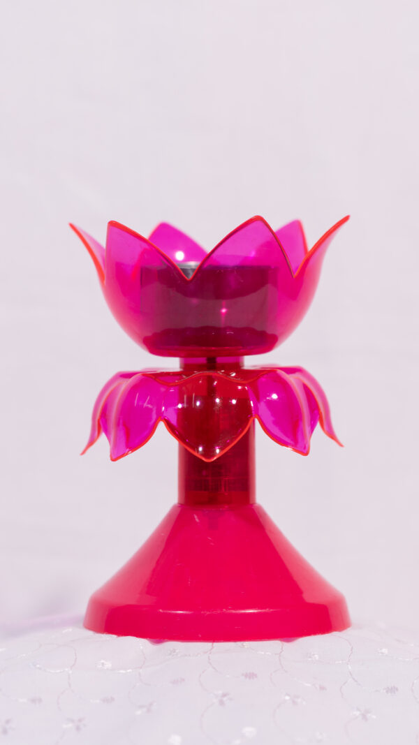 STAR PLUS CANDLE SMALL - Image 4